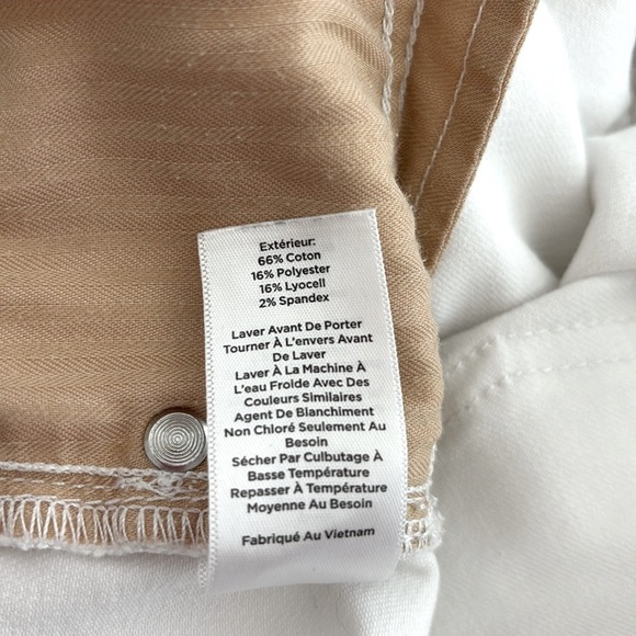 Talbots White Crop Flare, Five Pockets, Jeans. 2% Spandex. Size 16 - Picture 7 of 10